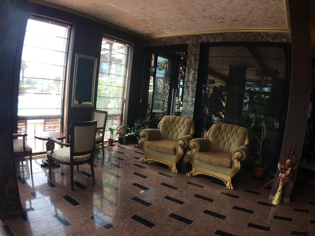 Chateau Del Marina Penthouses Несебър Екстериор снимка