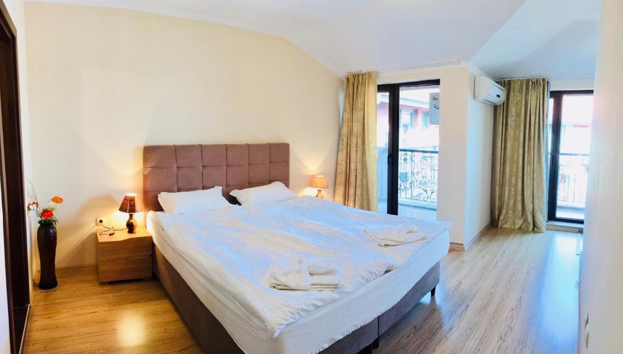Chateau Del Marina Penthouses Несебър Екстериор снимка